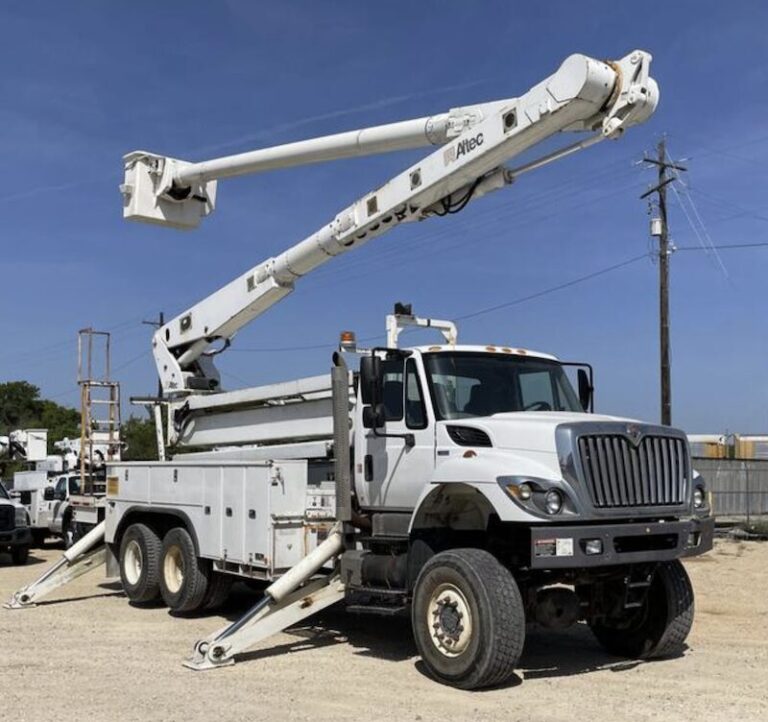 100 Foot Bucket Truck
