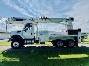 Altec 4060 Transmission Digger Derricks For Sale