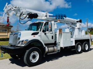 Altec Transmission Digger Rental