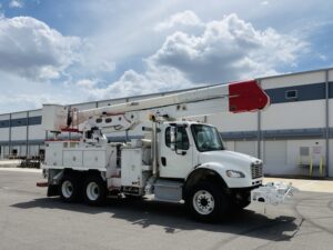 Altec AA55E MH Bucket Truck