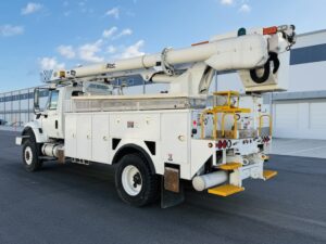 Altec AM55-MH Bucket Truck