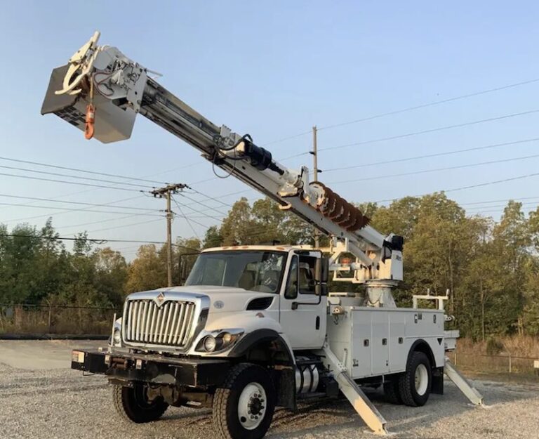Digger Derrick For Sale