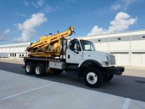 Texoma 330 Pressure Digger Trucks