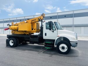 Pressure Digger No CDL UNDER CDL Pressure Digger Truck
